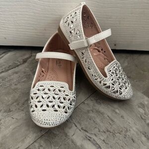 White Link Comfort Toddler Casual Shoes with Rhinestones